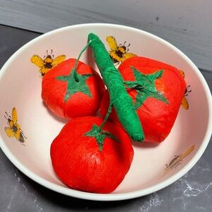 Surprise Ball Tomatoes On The Vine 🍅🍅🍅